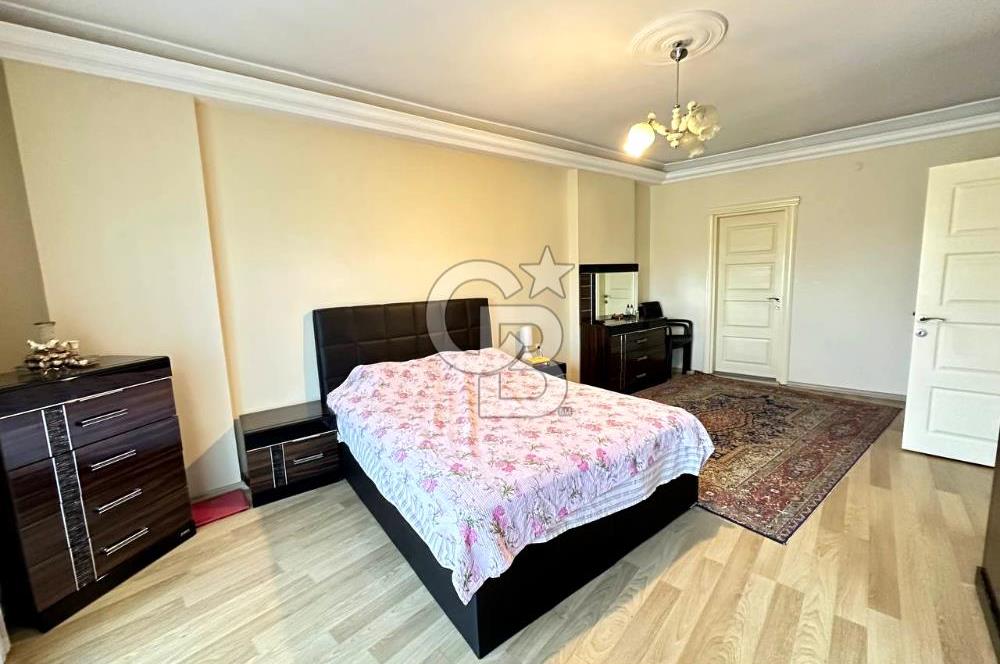 EDREMİT'TE SATILIK 4+1 DAİRE 