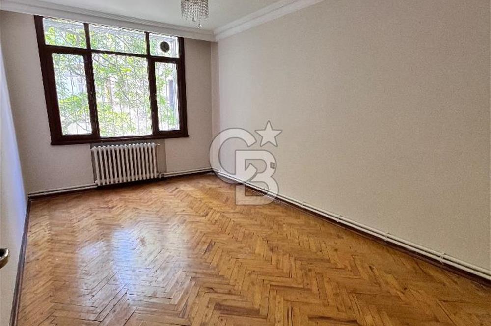 Aksaray Yusufpaşa Tamvay Karşısında Asansörlü Satılık 3+1 Daire