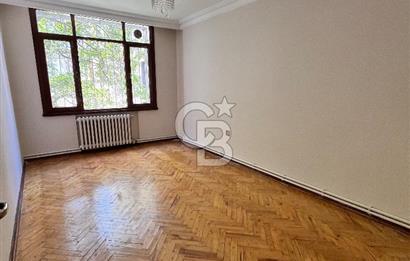 Aksaray Yusufpaşa Tamvay Karşısında Asansörlü Satılık 3+1 Daire