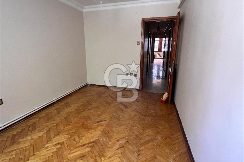 Aksaray Yusufpaşa Tamvay Karşısında Asansörlü Satılık 3+1 Daire