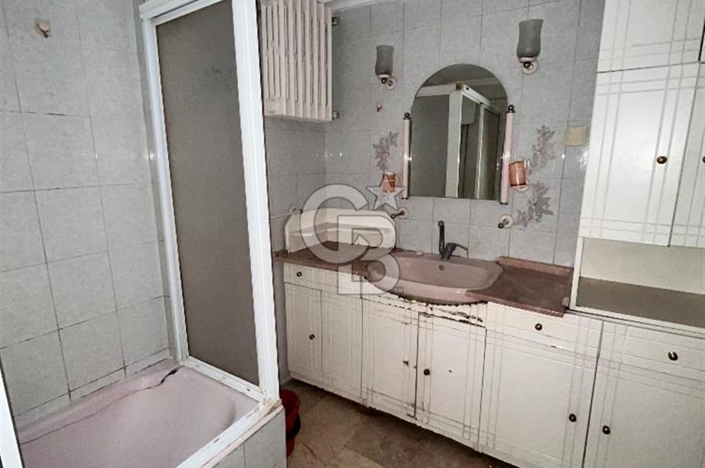 Aksaray Yusufpaşa Tamvay Karşısında Asansörlü Satılık 3+1 Daire