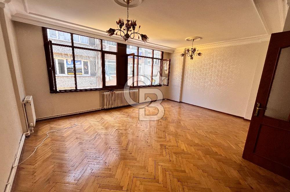 Aksaray Yusufpaşa Tamvay Karşısında Asansörlü Satılık 3+1 Daire