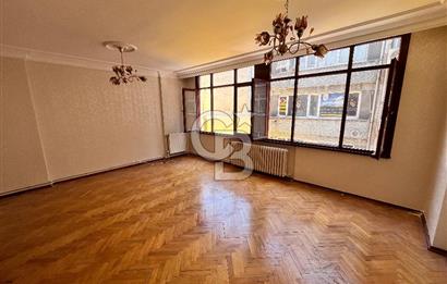 Aksaray Yusufpaşa Tamvay Karşısında Asansörlü Satılık 3+1 Daire