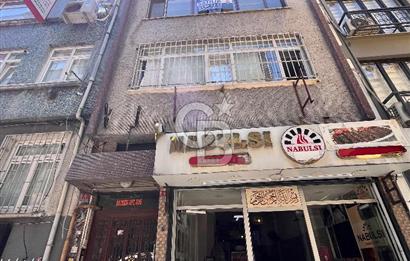 Aksaray Yusufpaşa Tamvay Karşısında Asansörlü Satılık 3+1 Daire