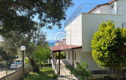 Keremköy'de Denize 150m Satılık Triplex Yazlık Ev