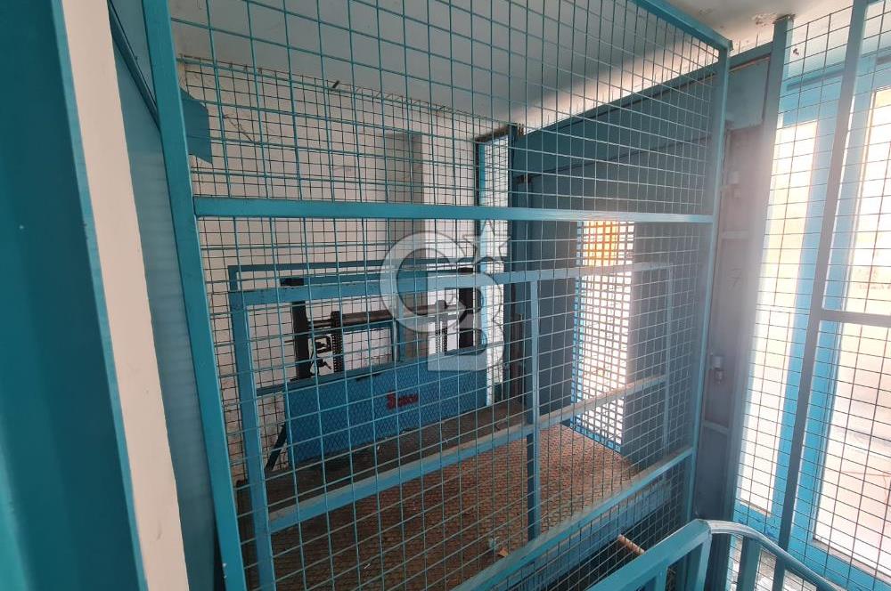 Çekmeköy Soğukpınar da K D V avantajlı kiralık dükkan