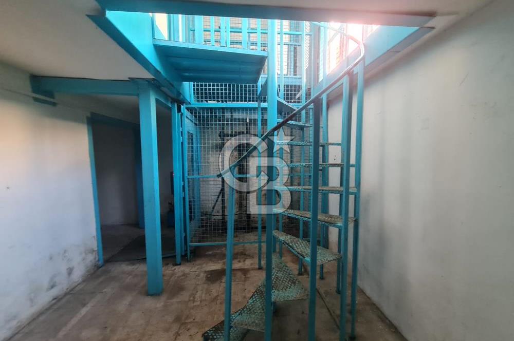 Çekmeköy Soğukpınar da K D V avantajlı kiralık dükkan
