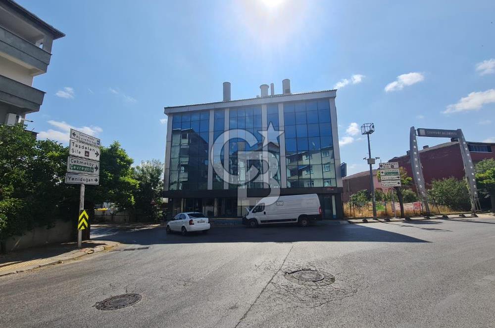 Çekmeköy Soğukpınar da K D V avantajlı kiralık dükkan