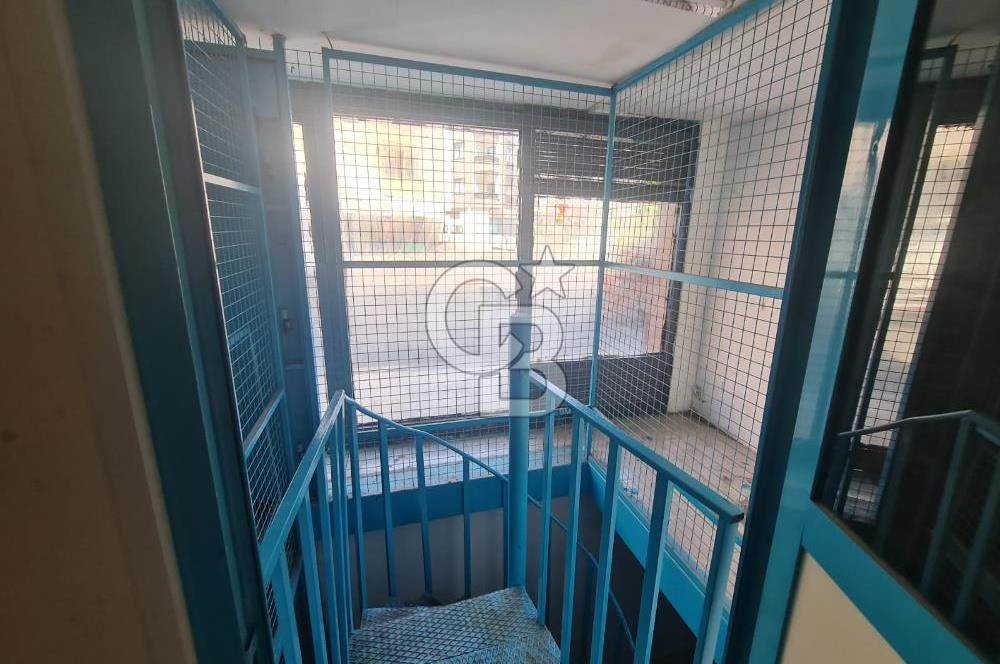 Çekmeköy Soğukpınar da K D V avantajlı kiralık dükkan