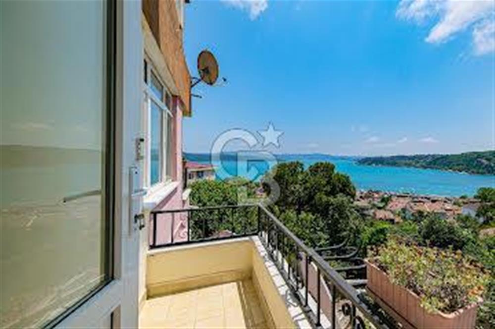 Sarıyer Büyükdere’de Boğaz manzaralı Satılık bina