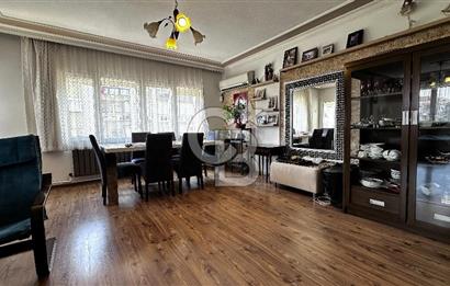 Karşıyaka Bahçelievler Ferah Önü Açık 2 WC ve Banyo 140 m2 Daire