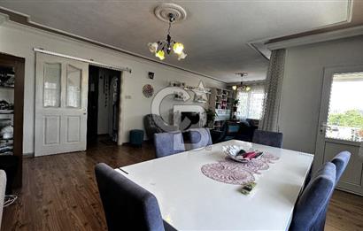 Karşıyaka Bahçelievler Ferah Önü Açık 2 WC ve Banyo 140 m2 Daire