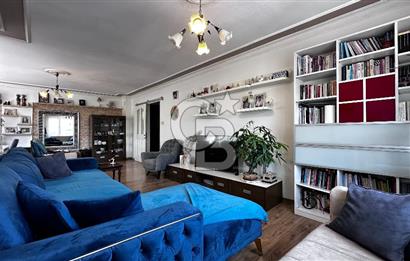Karşıyaka Bahçelievler Ferah Önü Açık 2 WC ve Banyo 140 m2 Daire