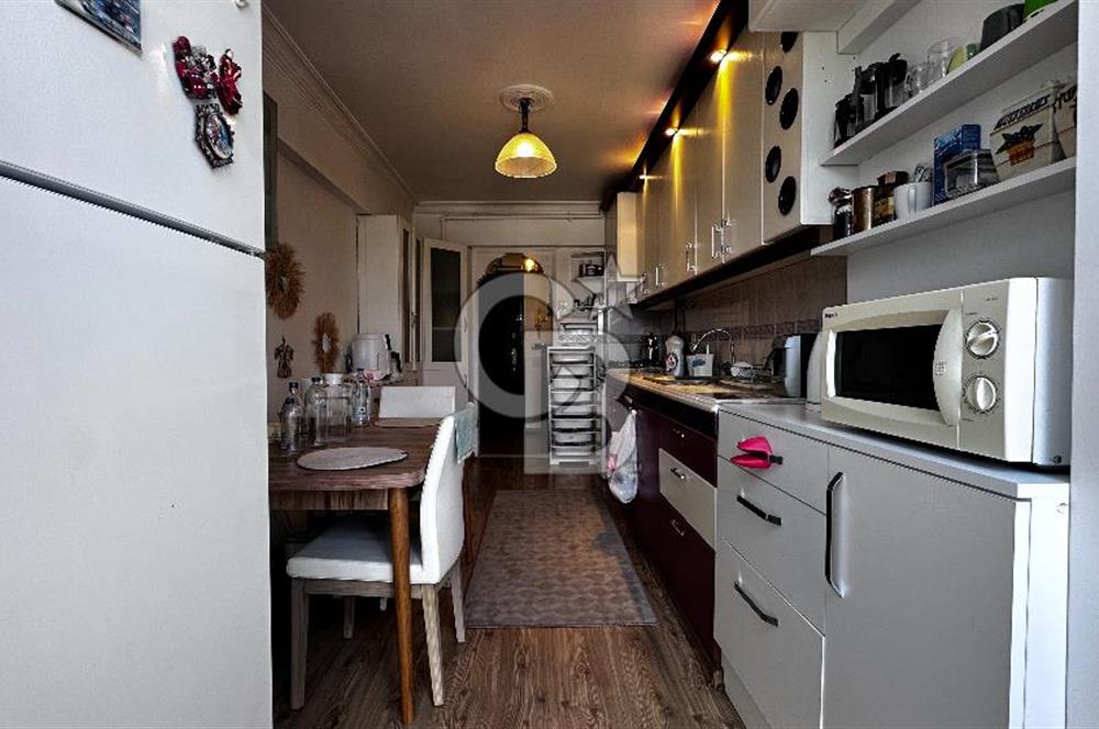 Karşıyaka Bahçelievler Ferah Önü Açık 2 WC ve Banyo 140 m2 Daire