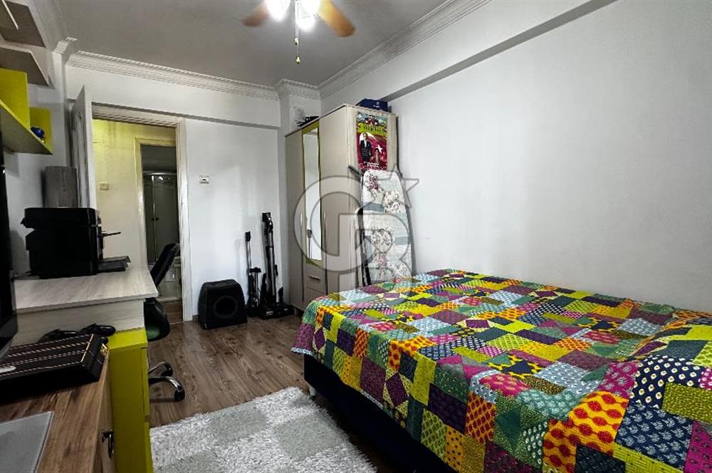 Karşıyaka Bahçelievler Ferah Önü Açık 2 WC ve Banyo 140 m2 Daire