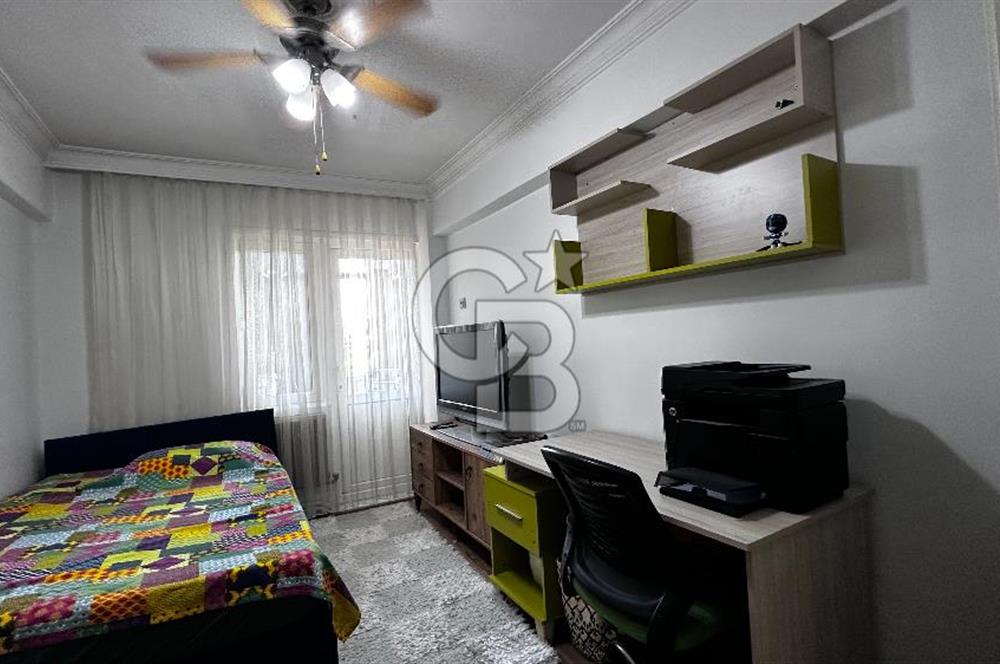 Karşıyaka Bahçelievler Ferah Önü Açık 2 WC ve Banyo 140 m2 Daire