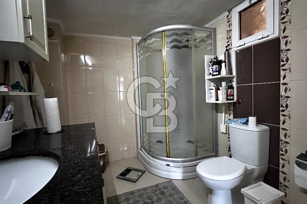 Karşıyaka Bahçelievler Ferah Önü Açık 2 WC ve Banyo 140 m2 Daire