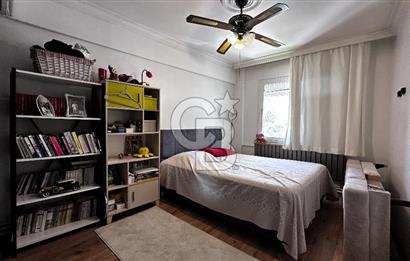 Karşıyaka Bahçelievler Ferah Önü Açık 2 WC ve Banyo 140 m2 Daire