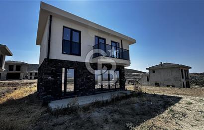 Foça Gerenköy Tam Müstakil 3+1 2 Banyo&WC  Site İçi Ortak Havuzlu