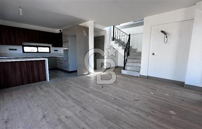 Foça Gerenköy Tam Müstakil 3+1 2 Banyo&WC  Site İçi Ortak Havuzlu