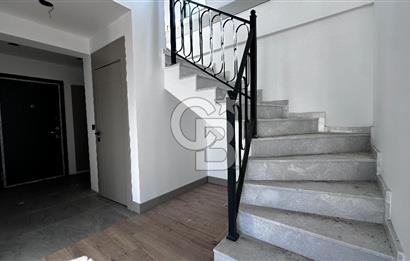 Foça Gerenköy Tam Müstakil 3+1 2 Banyo&WC  Site İçi Ortak Havuzlu