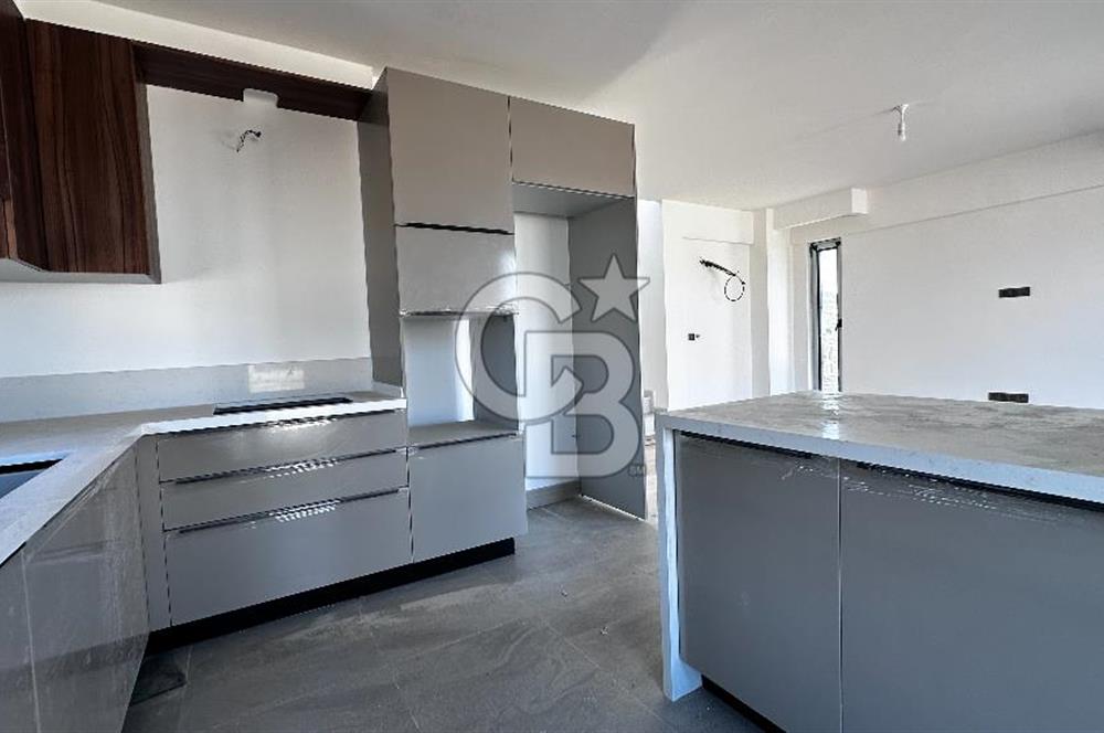 Foça Gerenköy Tam Müstakil 3+1 2 Banyo&WC  Site İçi Ortak Havuzlu