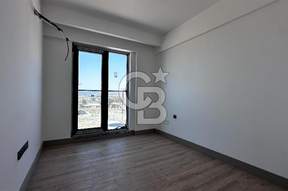 Foça Gerenköy Tam Müstakil 3+1 2 Banyo&WC  Site İçi Ortak Havuzlu