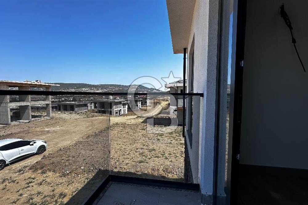 Foça Gerenköy Tam Müstakil 3+1 2 Banyo&WC  Site İçi Ortak Havuzlu