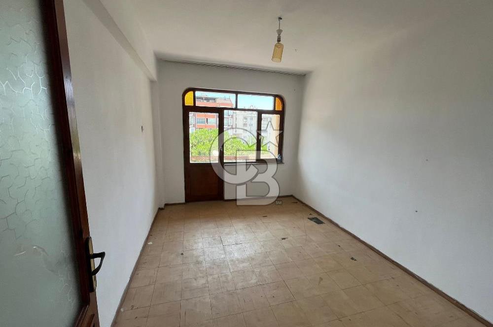 LAPSEKİ ÇARŞI MERKEZİNDE 3+1 SATILIK DAİRE