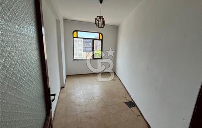 LAPSEKİ ÇARŞI MERKEZİNDE 3+1 SATILIK DAİRE