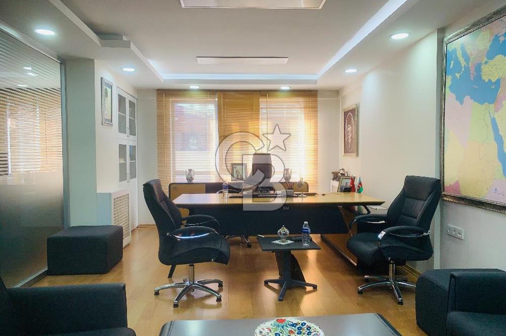 MEBUSEVLERİNDE YENİ BİNADA ÖZEL YAPIM SATILIK LÜKS OFİS