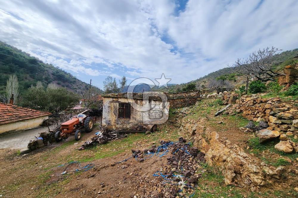 ÇANAKKALE AYVACIK KESTANELİK KÖYÜ SATILIK KERPİÇ EV VE ARSASI