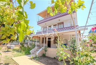 Urla Gülbahçe satılık villa 