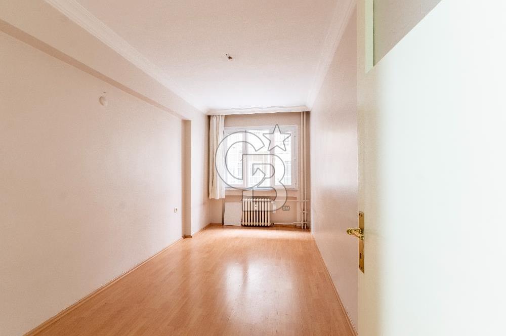 Bornova Büyük Park Yakını Kiralık 3 + 1 Daire