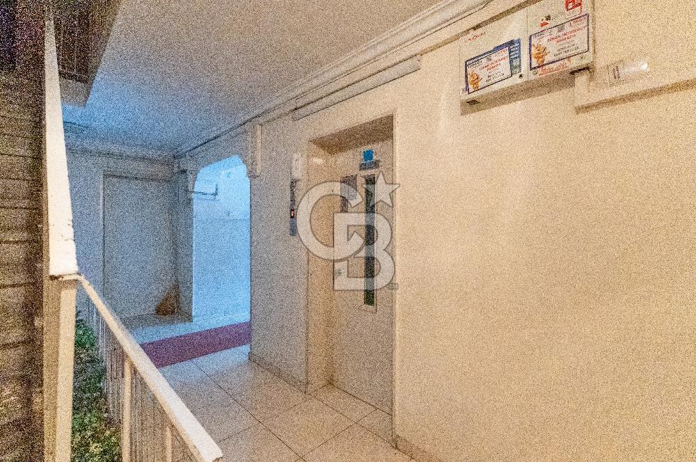 Bornova Büyük Park Yakını Kiralık 3 + 1 Daire