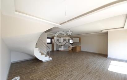 Çolak İbrahimde Geniş Bahçe Kullanımlı Villa