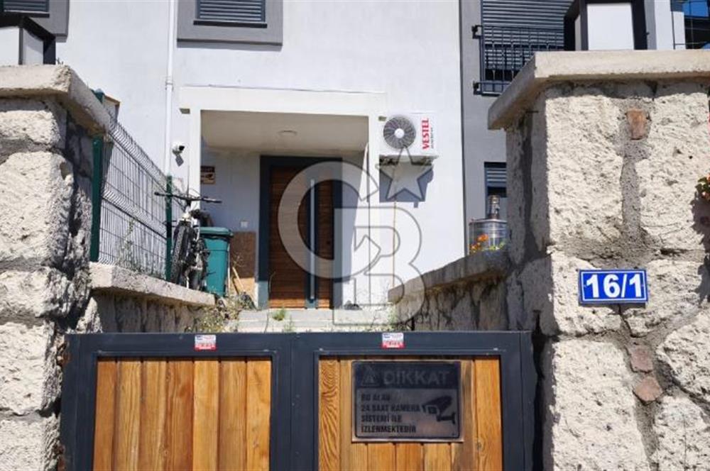 Çolak İbrahimde Geniş Bahçe Kullanımlı Villa