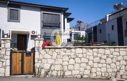 Çolak İbrahimde Geniş Bahçe Kullanımlı Villa