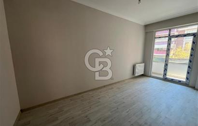 CB TOWER İZMİT KURUÇEŞME'DE SIFIR ARA KAT 2+1 SATILIK DAİRE