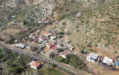 ÇANAKKALE AYVACIK KESTANELİK KÖYÜ SATILIK KERPİÇ EV VE ARSASI