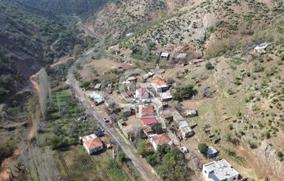ÇANAKKALE AYVACIK KESTANELİK KÖYÜ SATILIK KERPİÇ EV VE ARSASI