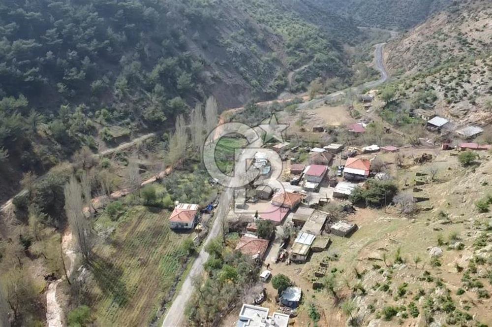 ÇANAKKALE AYVACIK KESTANELİK KÖYÜ SATILIK KERPİÇ EV VE ARSASI