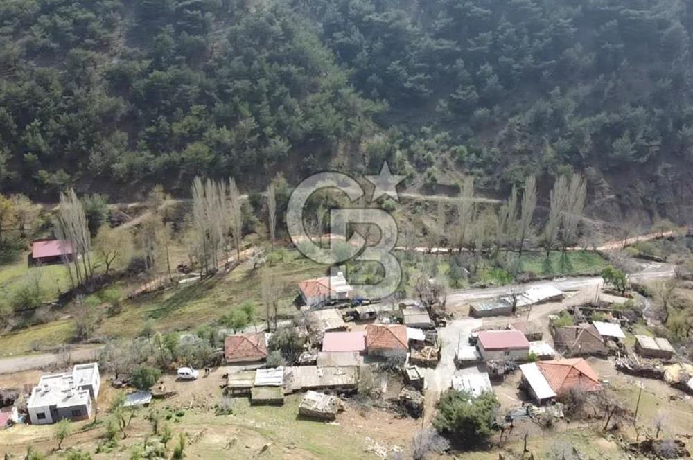 ÇANAKKALE AYVACIK KESTANELİK KÖYÜ SATILIK KERPİÇ EV VE ARSASI