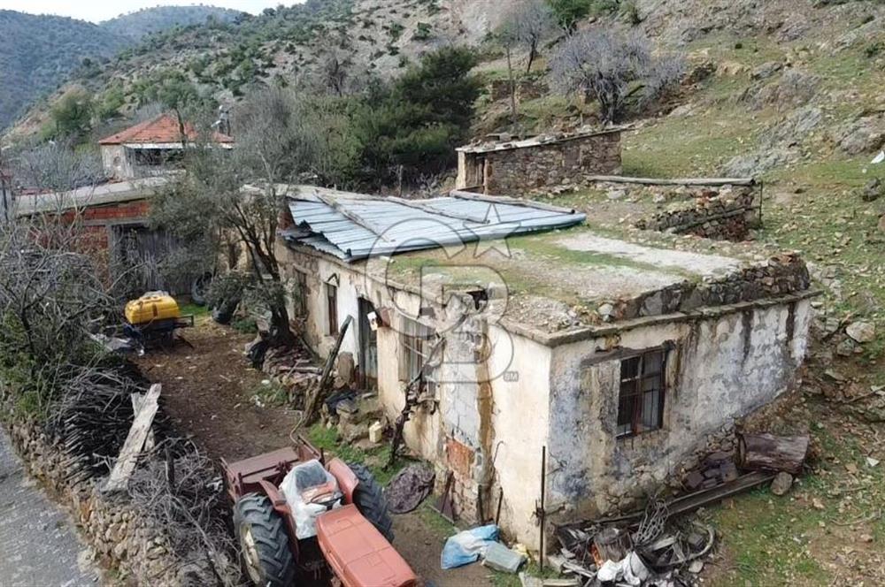 ÇANAKKALE AYVACIK KESTANELİK KÖYÜ SATILIK KERPİÇ EV VE ARSASI