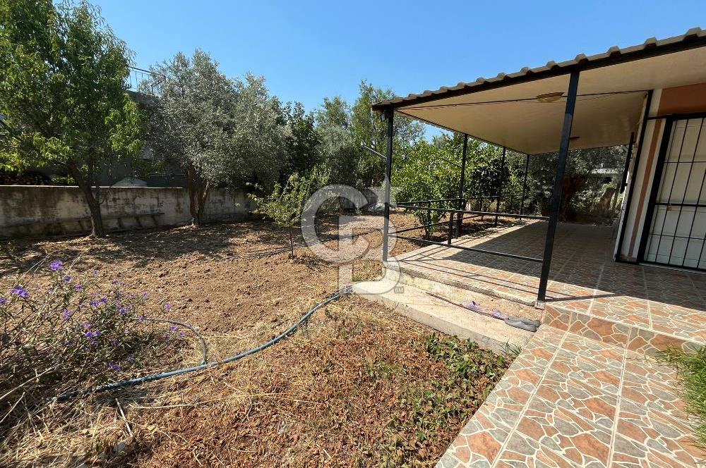 Urla Torasan Mahallesi 328 m2 Arsa İçerisinde Müstakil Ev