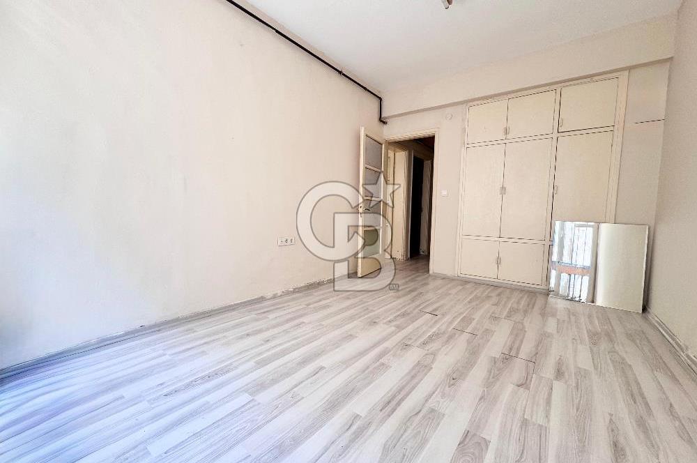 Konak Atilla Mh. Üçyol Metro İstasyon yakını D. Gazlı Satılık 2+1 Daire