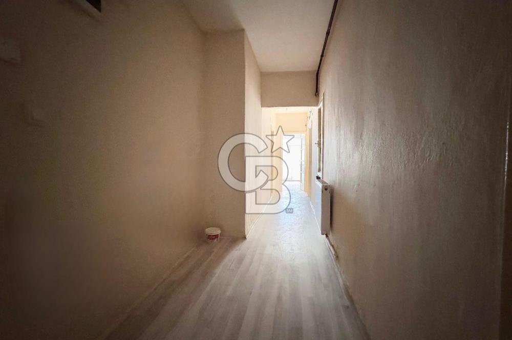 Konak Atilla Mh. Üçyol Metro İstasyon yakını D. Gazlı Satılık 2+1 Daire