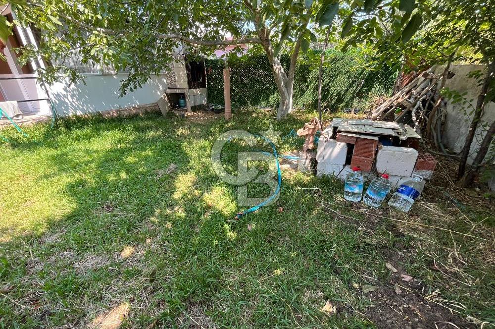 Urla Torasan Mahallesi 328 m2 Arsa İçerisinde Müstakil Ev