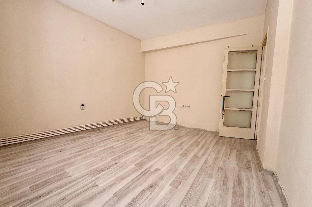 Konak Atilla Mh. Üçyol Metro İstasyon yakını D. Gazlı Satılık 2+1 Daire