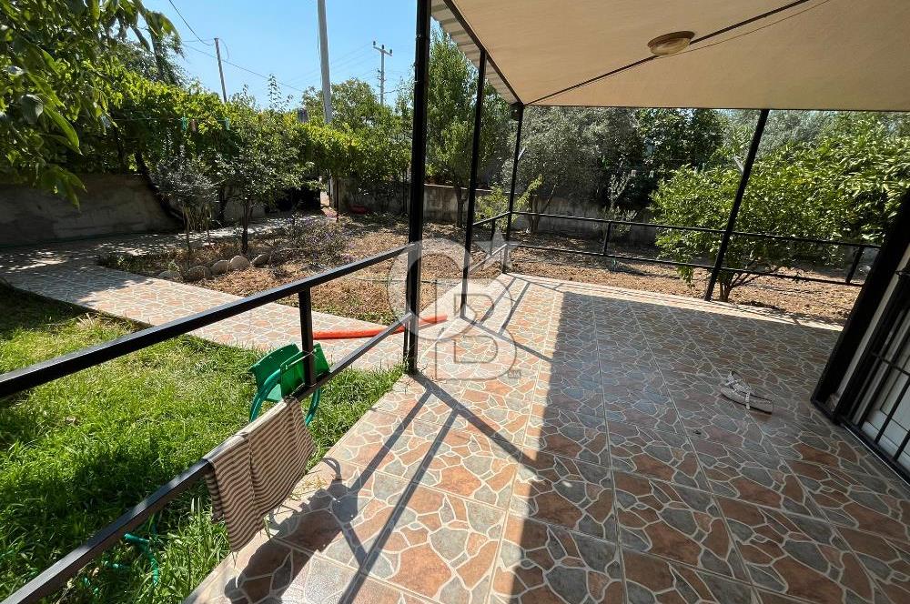 Urla Torasan Mahallesi 328 m2 Arsa İçerisinde Müstakil Ev